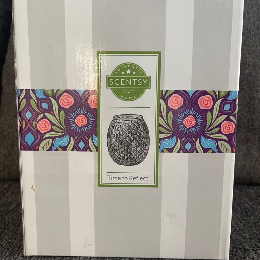Time to Reflect Scentsy warmer